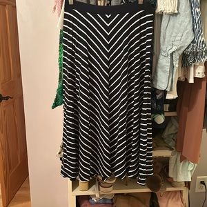 Boden ChevronNavy and White Full Skirt